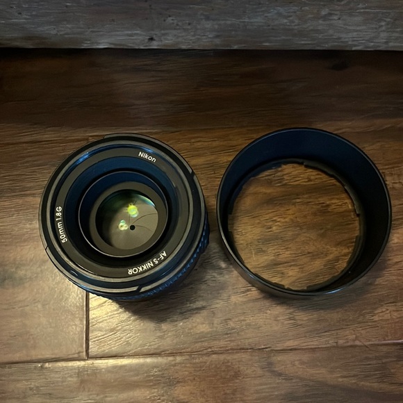 Nikon 50mm lens - Picture 3 of 3